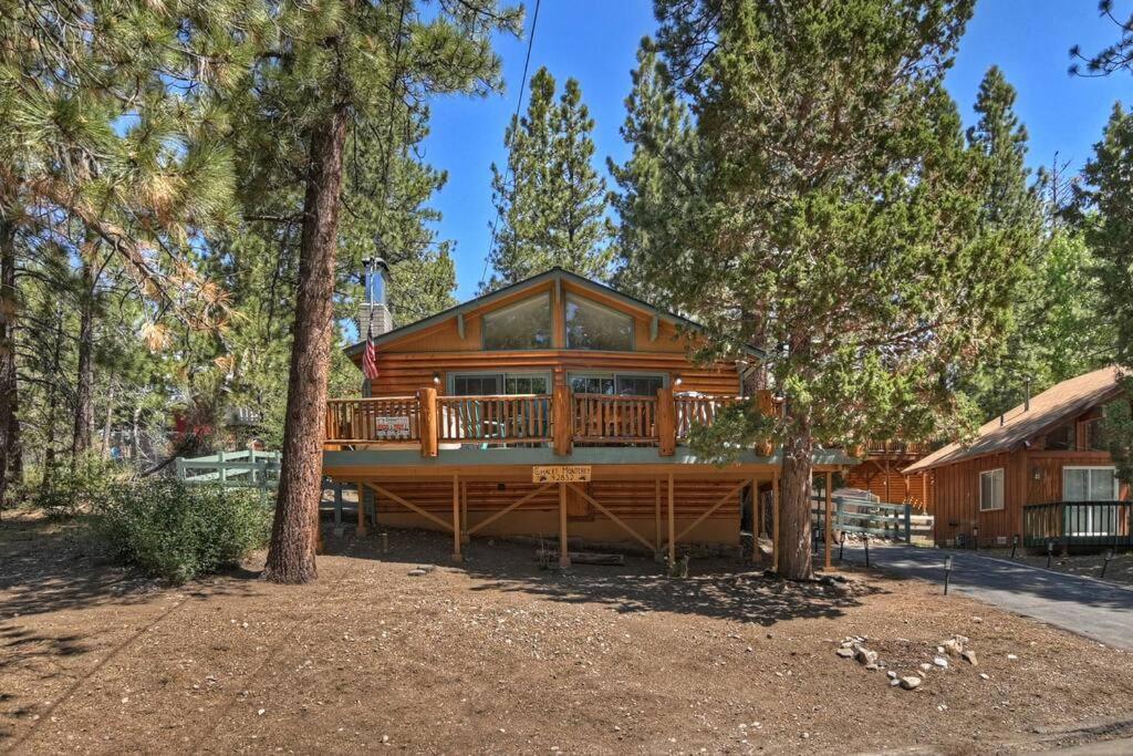 Вілла Chalet Monterey W/Hot Tub - Big Decks/Bbq Біг-Бер-Лейк Екстер'єр фото